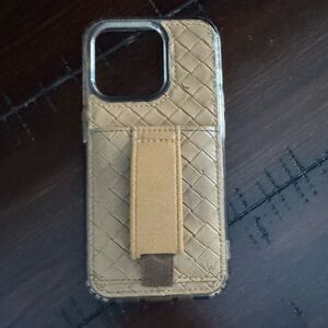 iPhone 15 pro Beige Woven Case with Stand